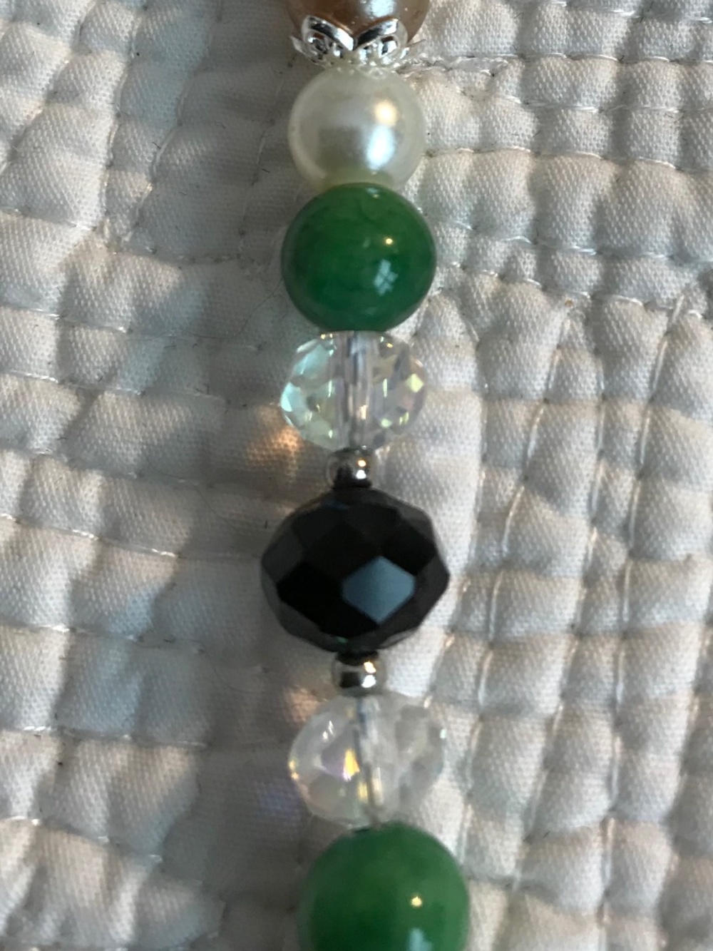 “Emerald Eclipse”: Artisan necklace - Picture 8 of 16